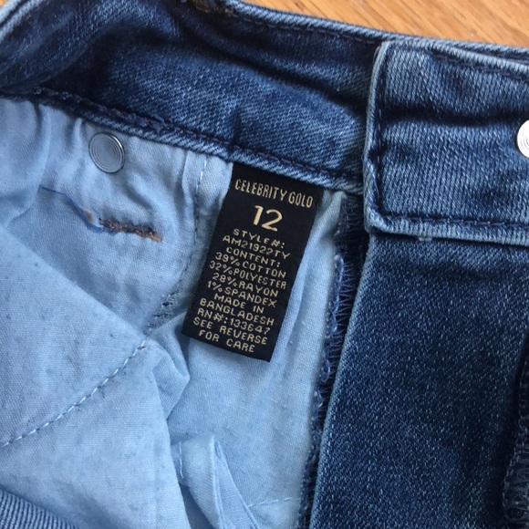 Celebrity Gold Skinny Stretch w/ Distressing - Excellent! - Picture 16 of 16